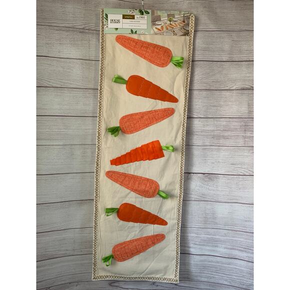 House & Garden Easter Carrot Table Runner Green Ribbon Leaves 14x48 - Picture 1 of 14